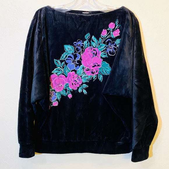 Vintage Tops - Vintage Velour Sweatshirt Retro Pullover 80s Black